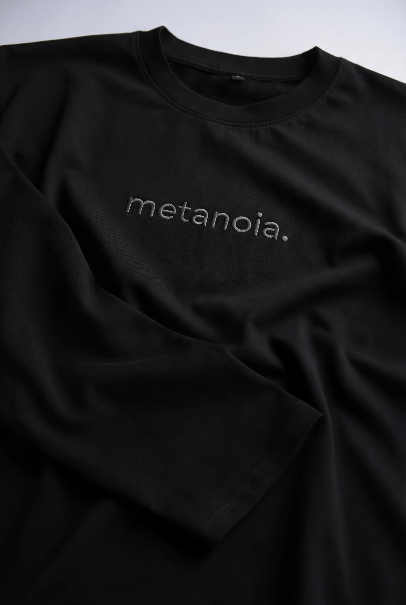 Лонгслив с вышивкой «Metanoia» image 4